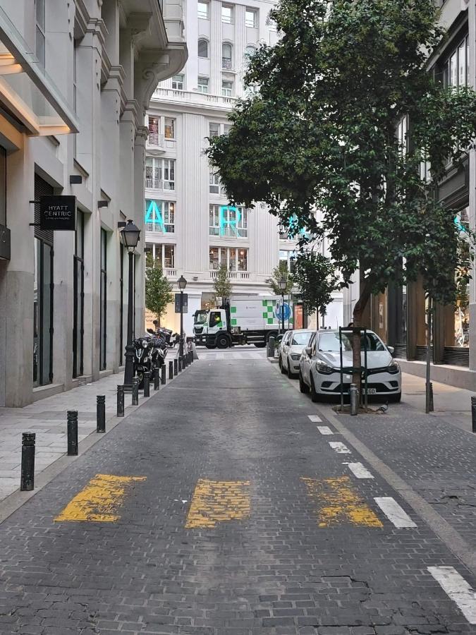 Apartamento Nuevo Y Reformado Al Lado De La Gran Via Madrilena Kültér fotó