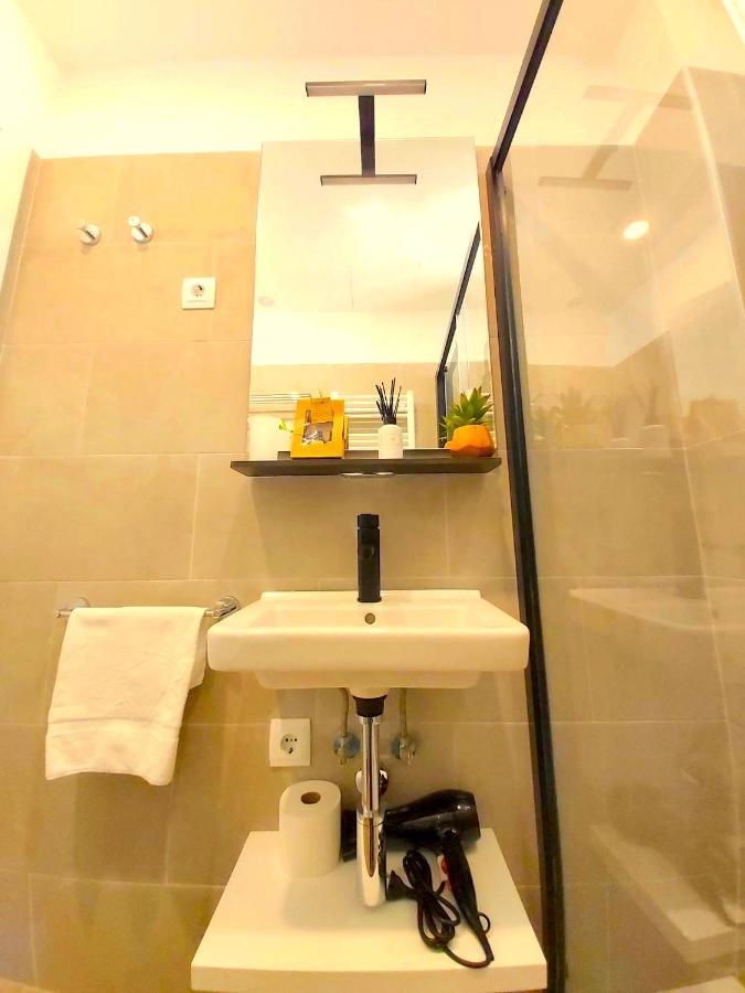 Apartamento Nuevo Y Reformado Al Lado De La Gran Via Madrilena Kültér fotó